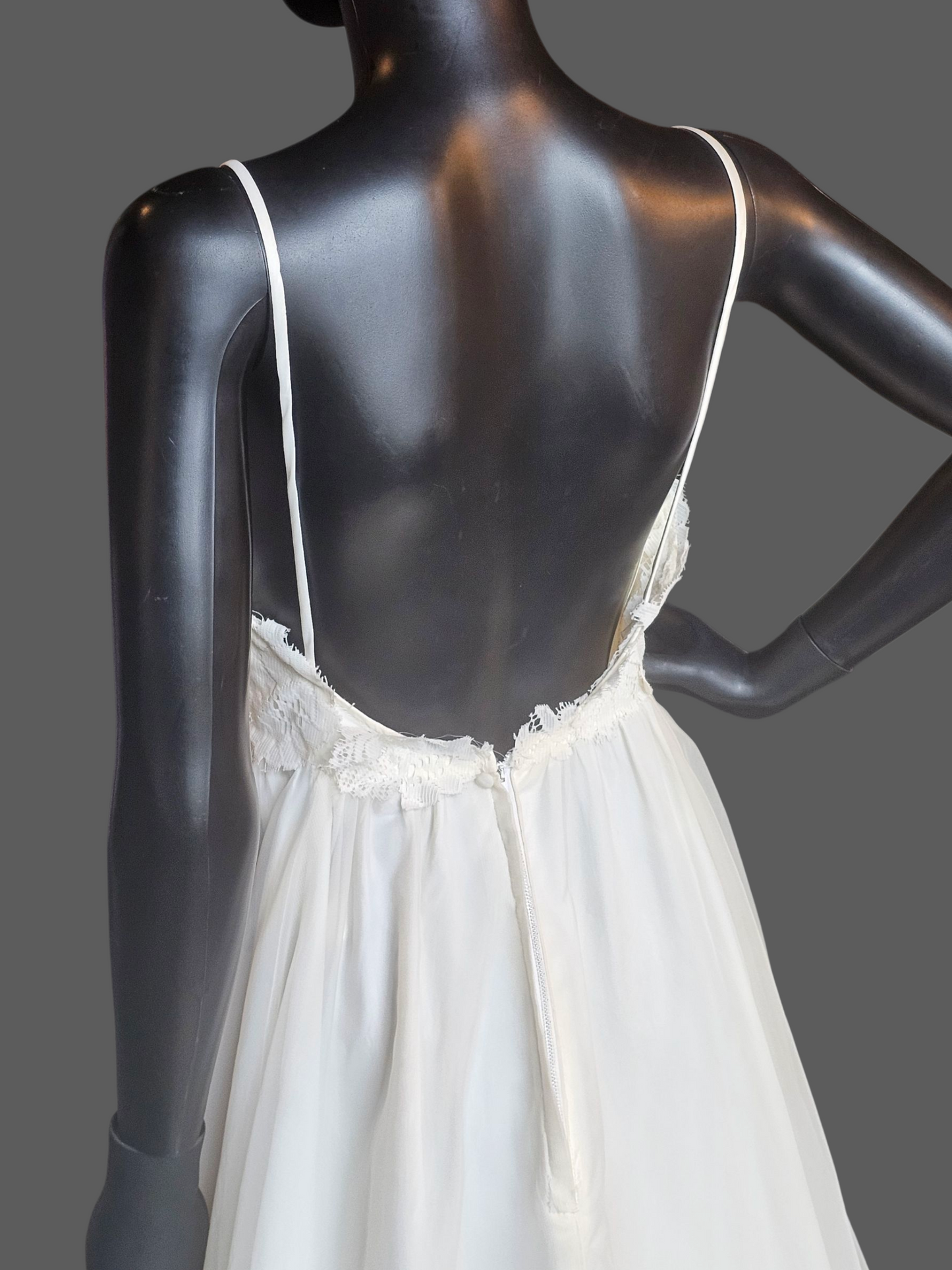 Vintage Ivory Empire A-Line Wedding Gown - Renewal