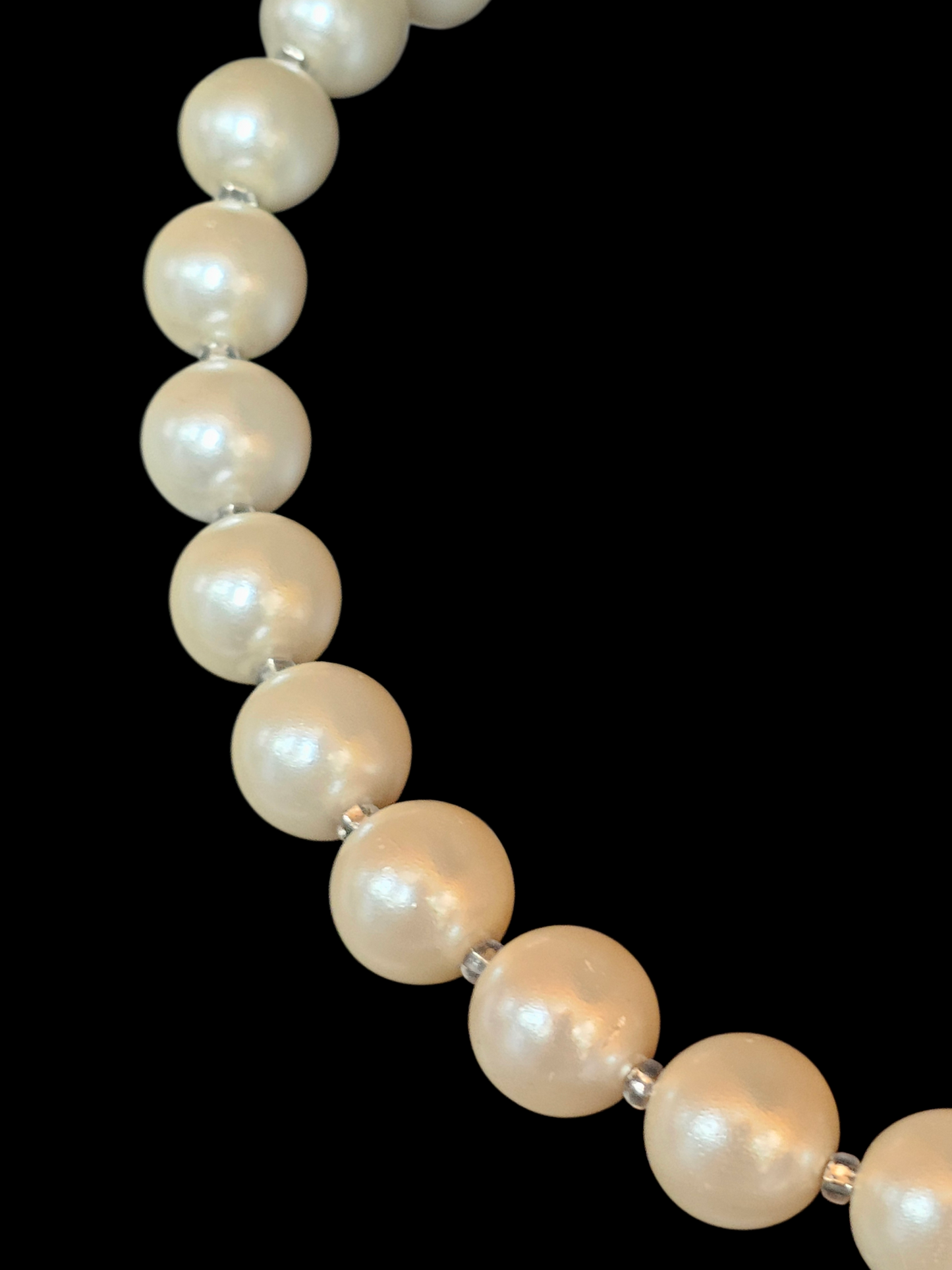 Large Light Ivory Pearl Strand (short)