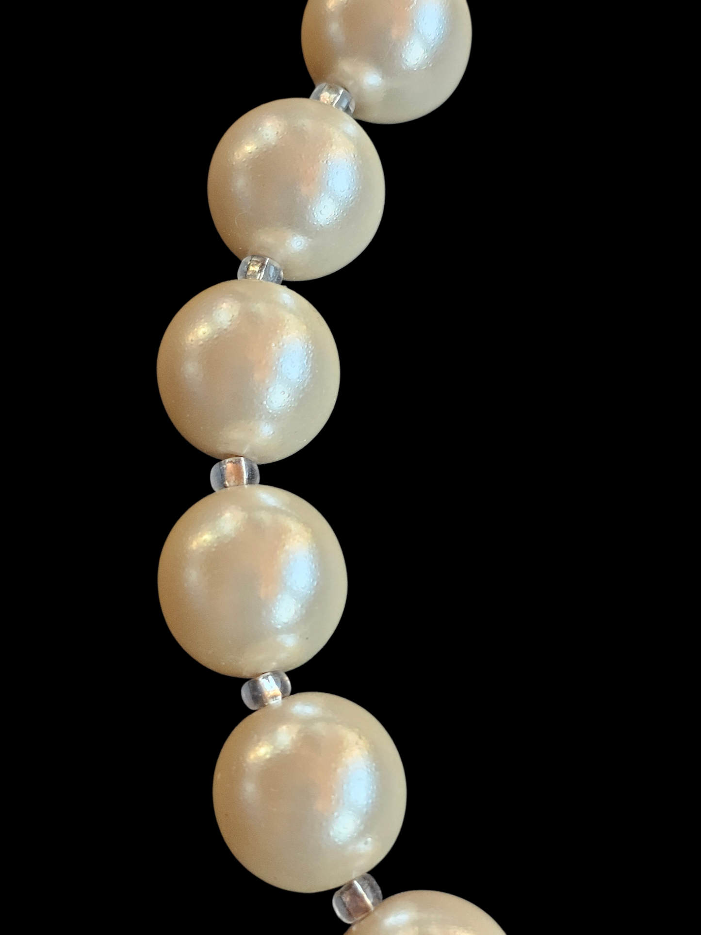 Large Light Ivory Pearl Strand (short)