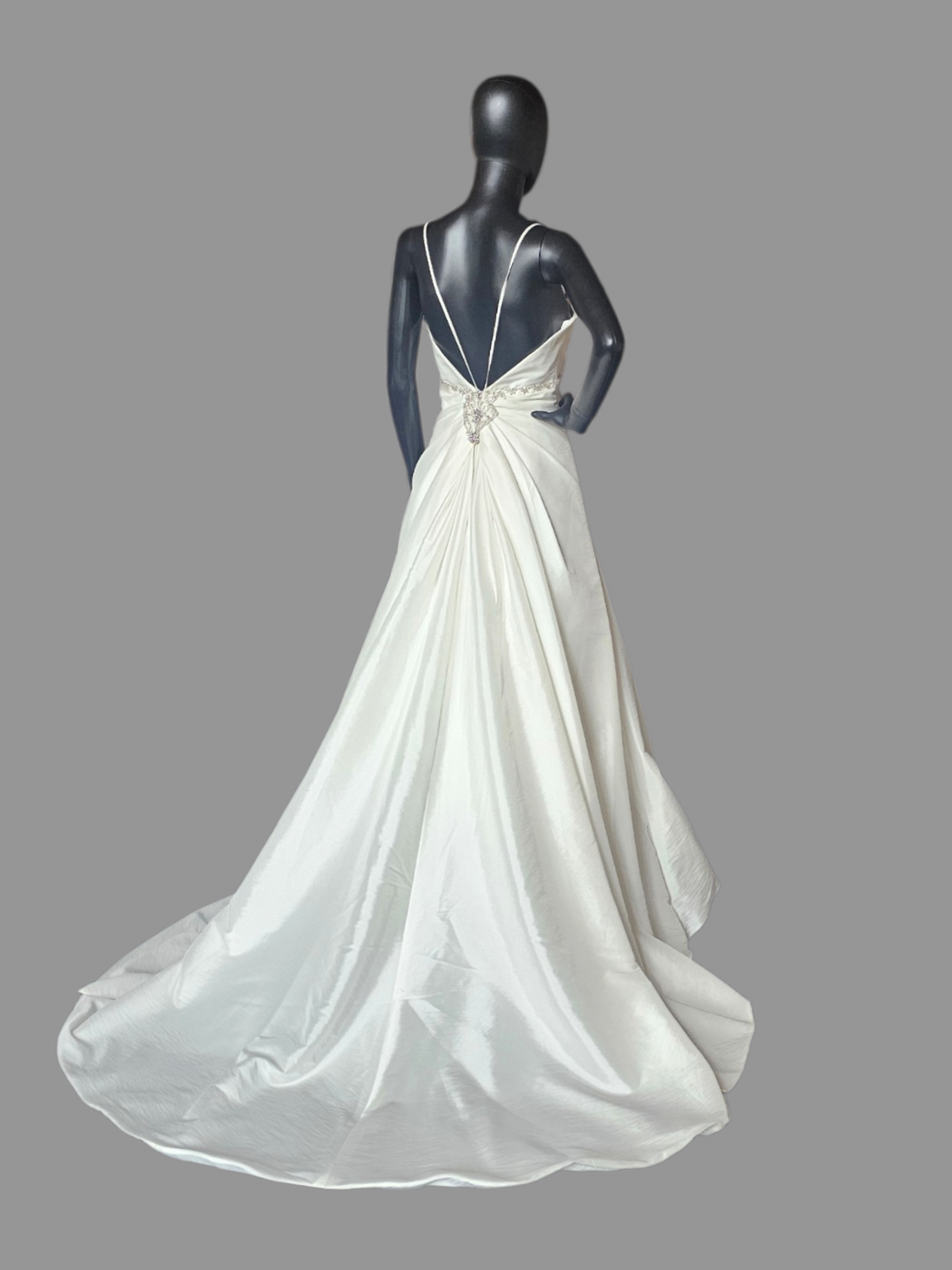 Ivory Taffeta Low Back - Jasmine