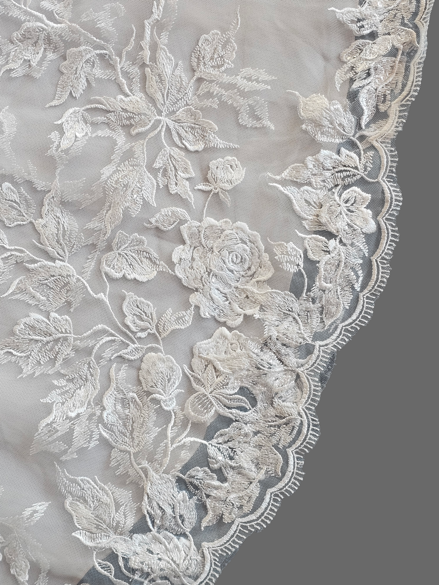 Iv/Champ Floral Aline Plunge Wedding Gown - Justin Alexander