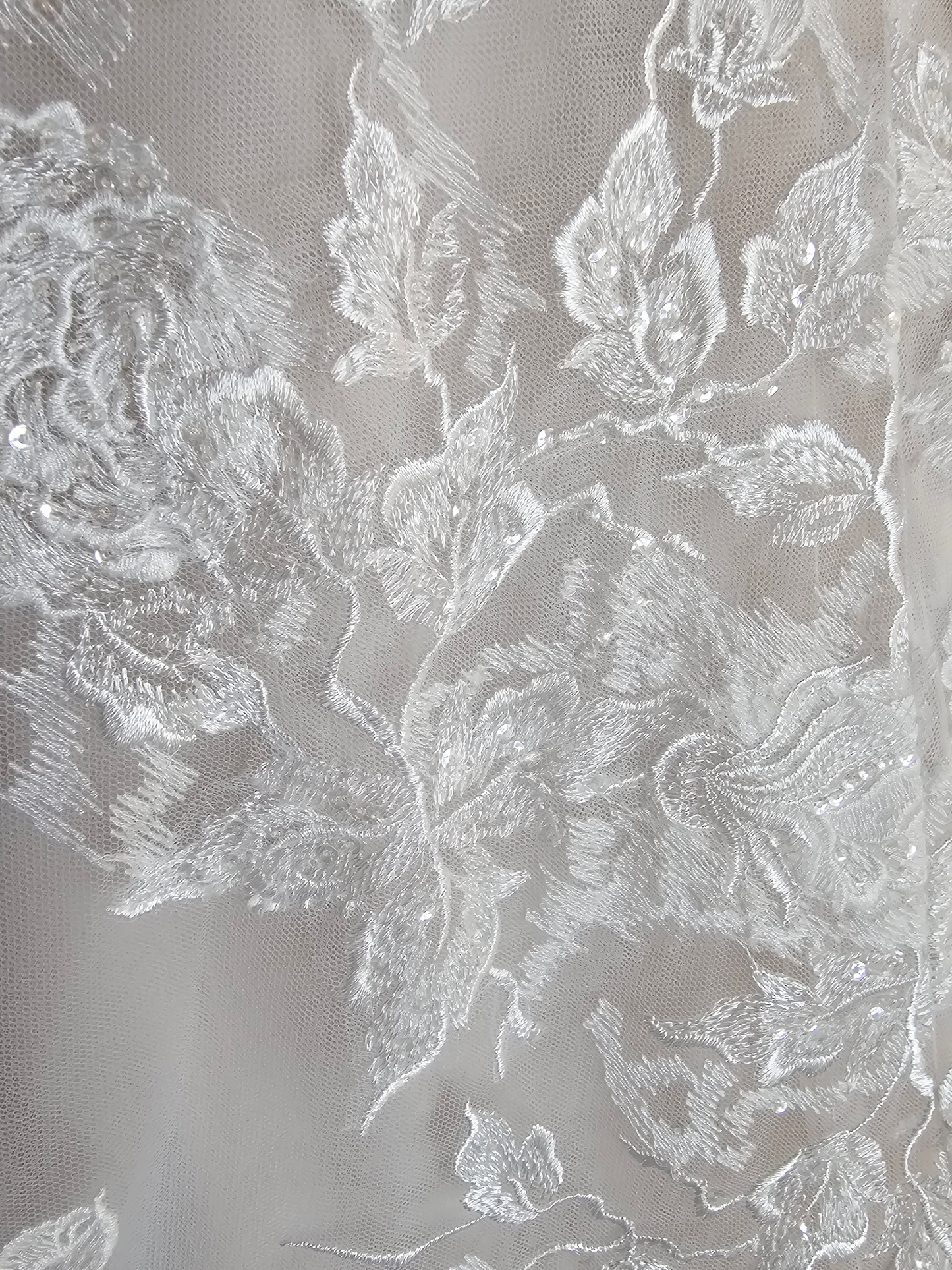 Iv/Champ Floral Aline Plunge Wedding Gown - Justin Alexander