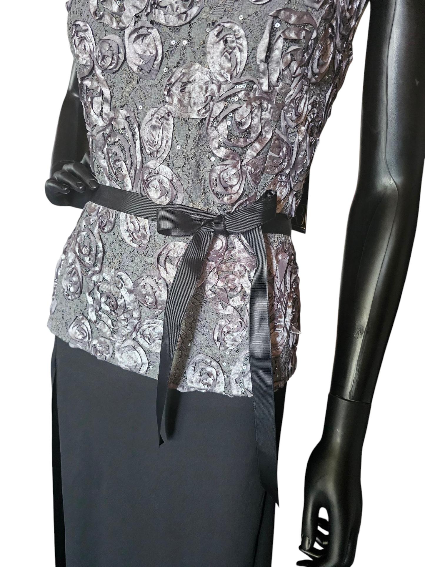 Alex Evenings 2-Piece Grey 3D Lace & Black Pant Formal Outfit