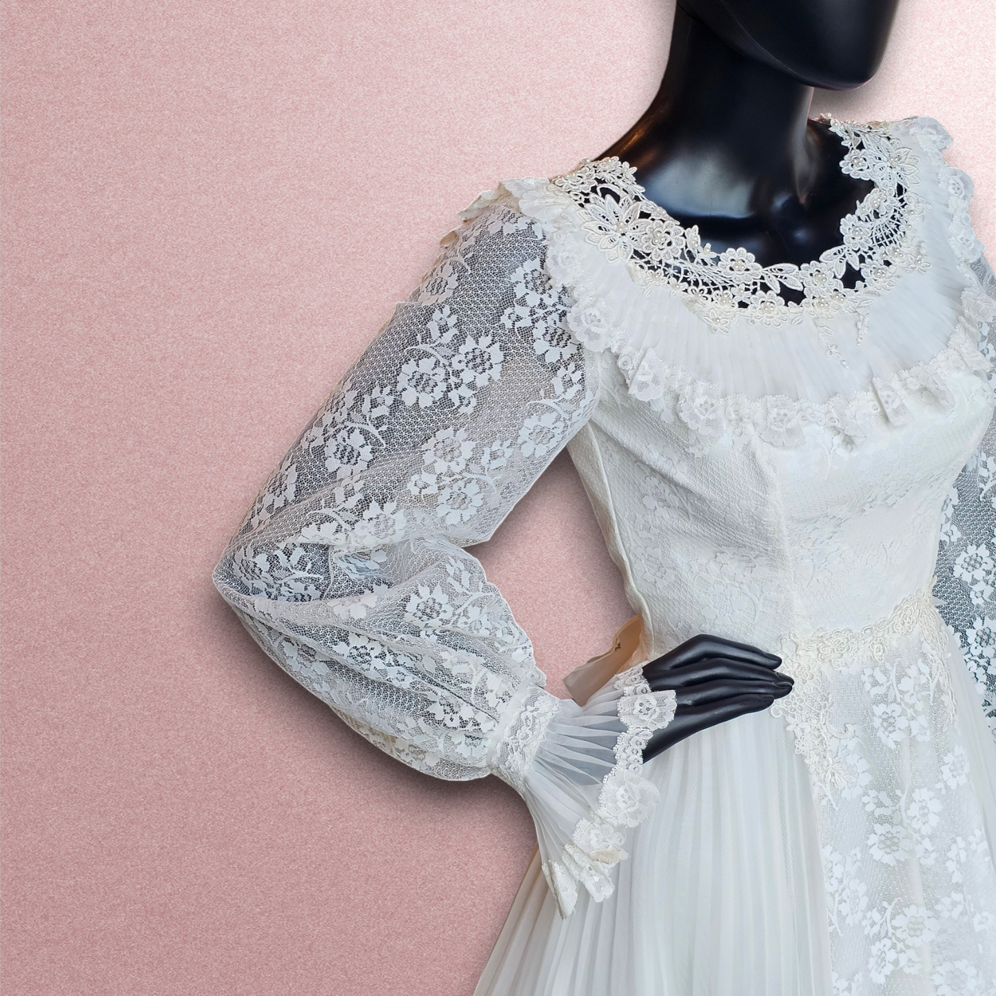 Vintage Floral Lace Long Sleeve Wedding Gown