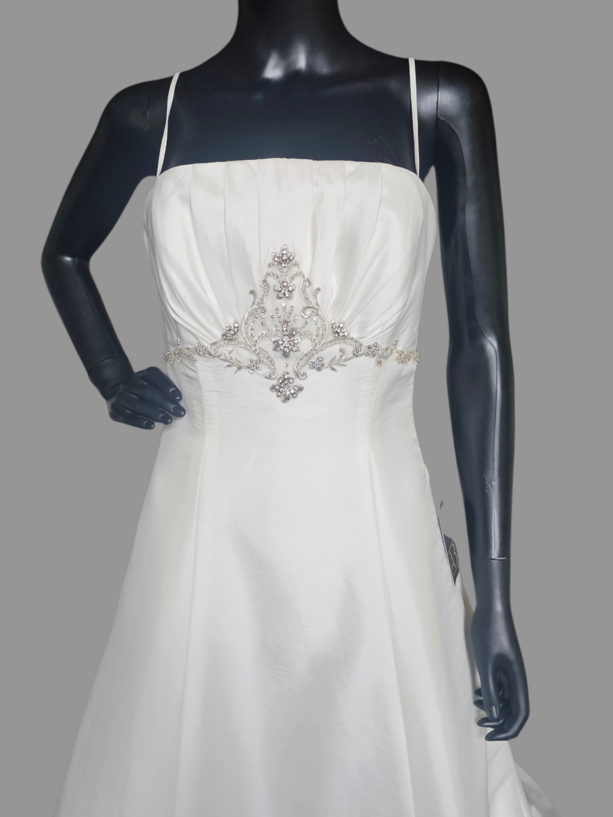Ivory Taffeta Low Back - Jasmine