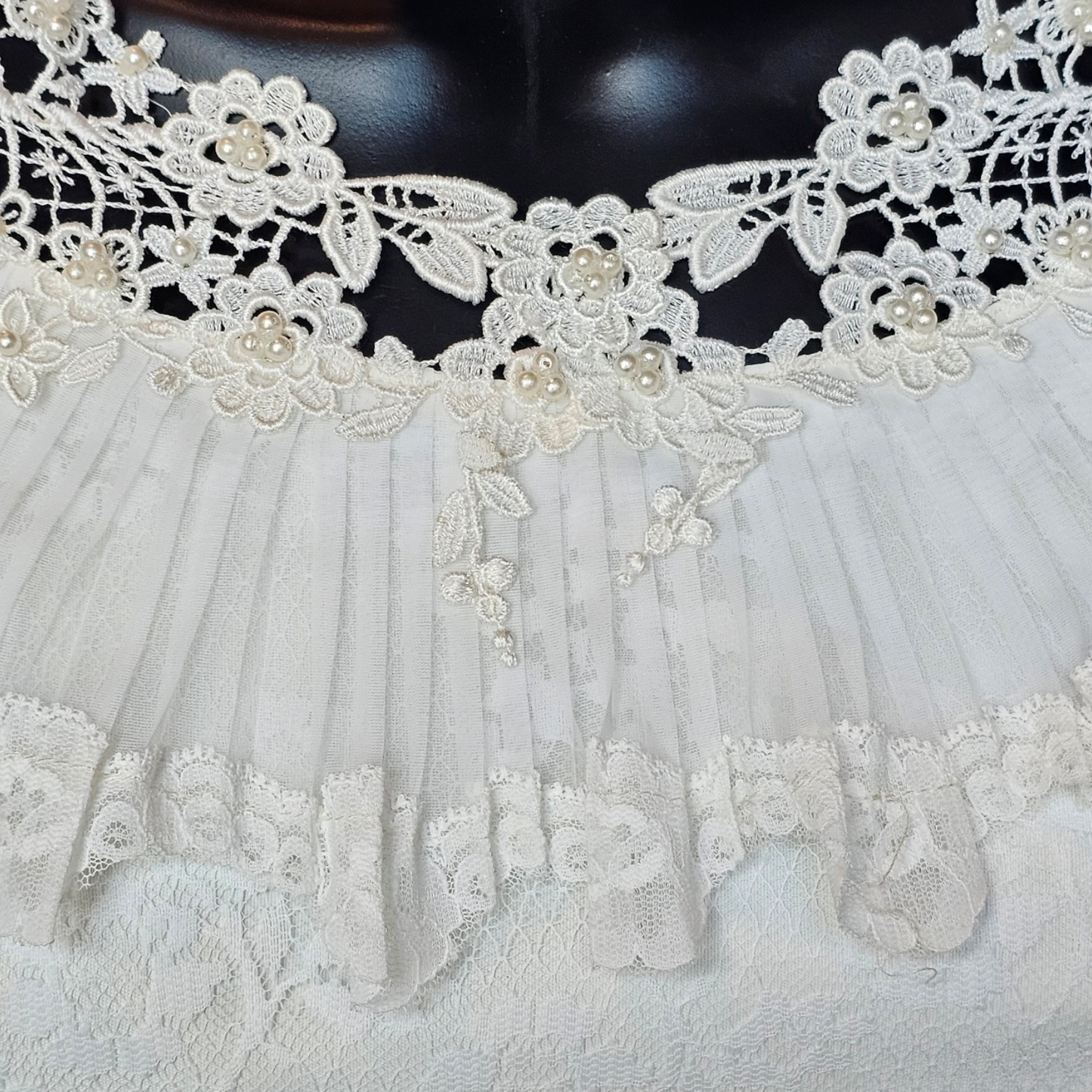 Vintage Floral Lace Long Sleeve Wedding Gown