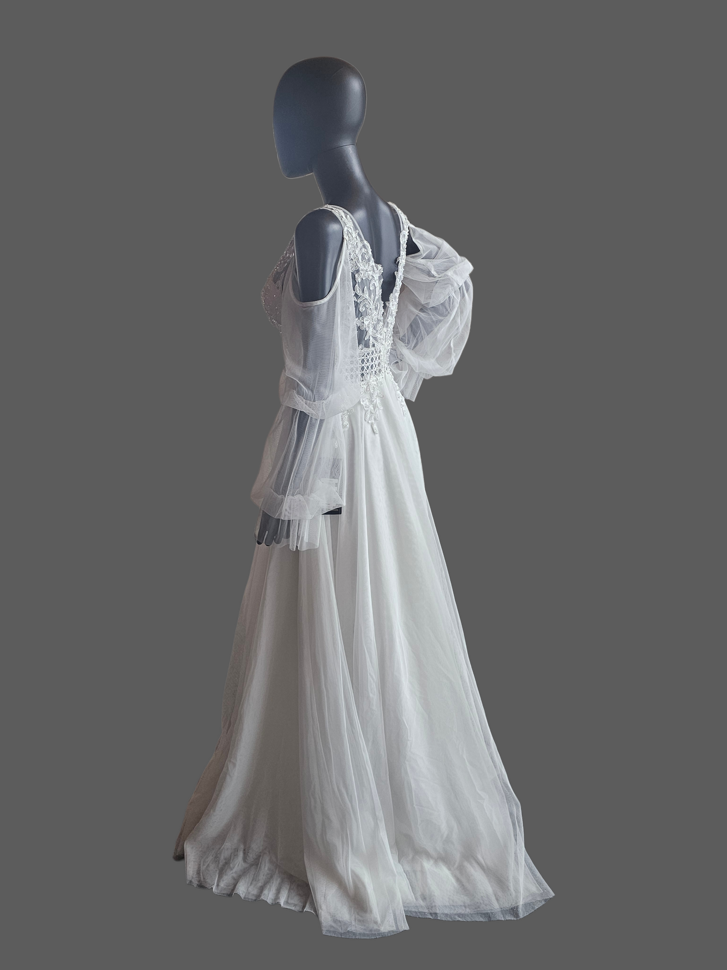 Ivory Boho V-Neck Cold Shoulder Lantern Sleeve Wedding Gown - Niobe - NWT