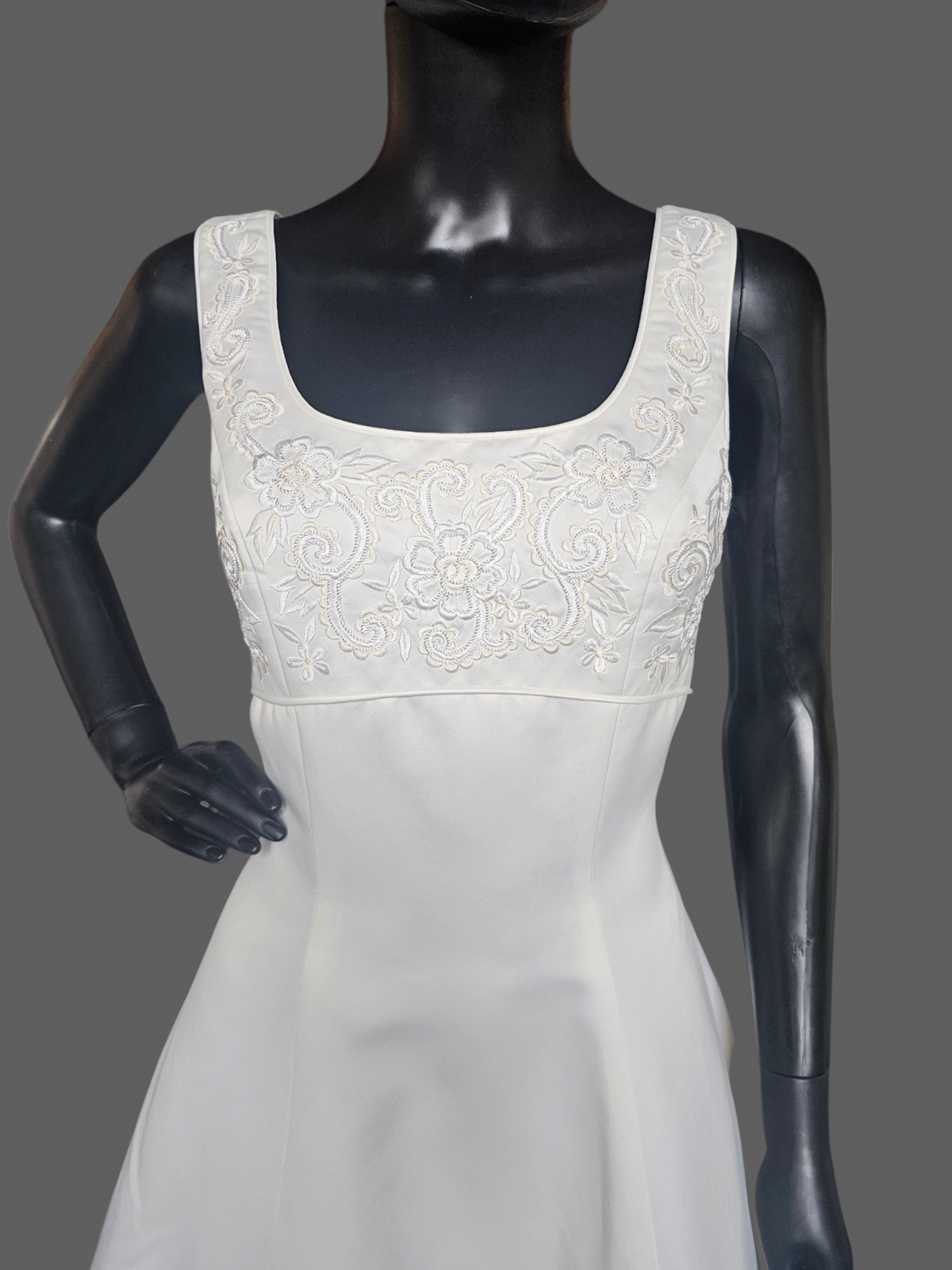 Vintage Ivory Satin Embroidered Scoop Neck Wedding Gown - Gloria Vanderbuilt