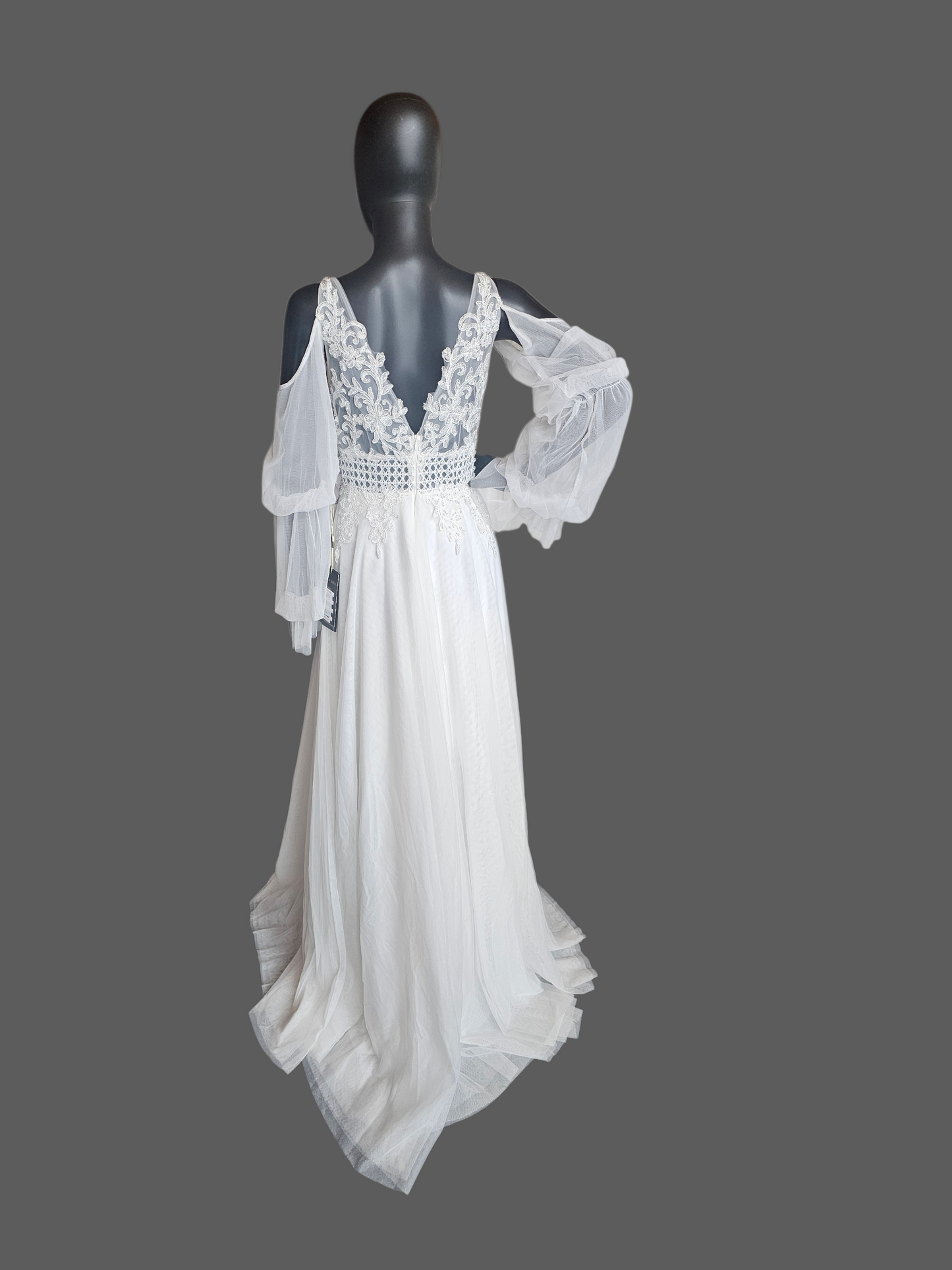 Ivory Boho V-Neck Cold Shoulder Lantern Sleeve Wedding Gown - Niobe - NWT