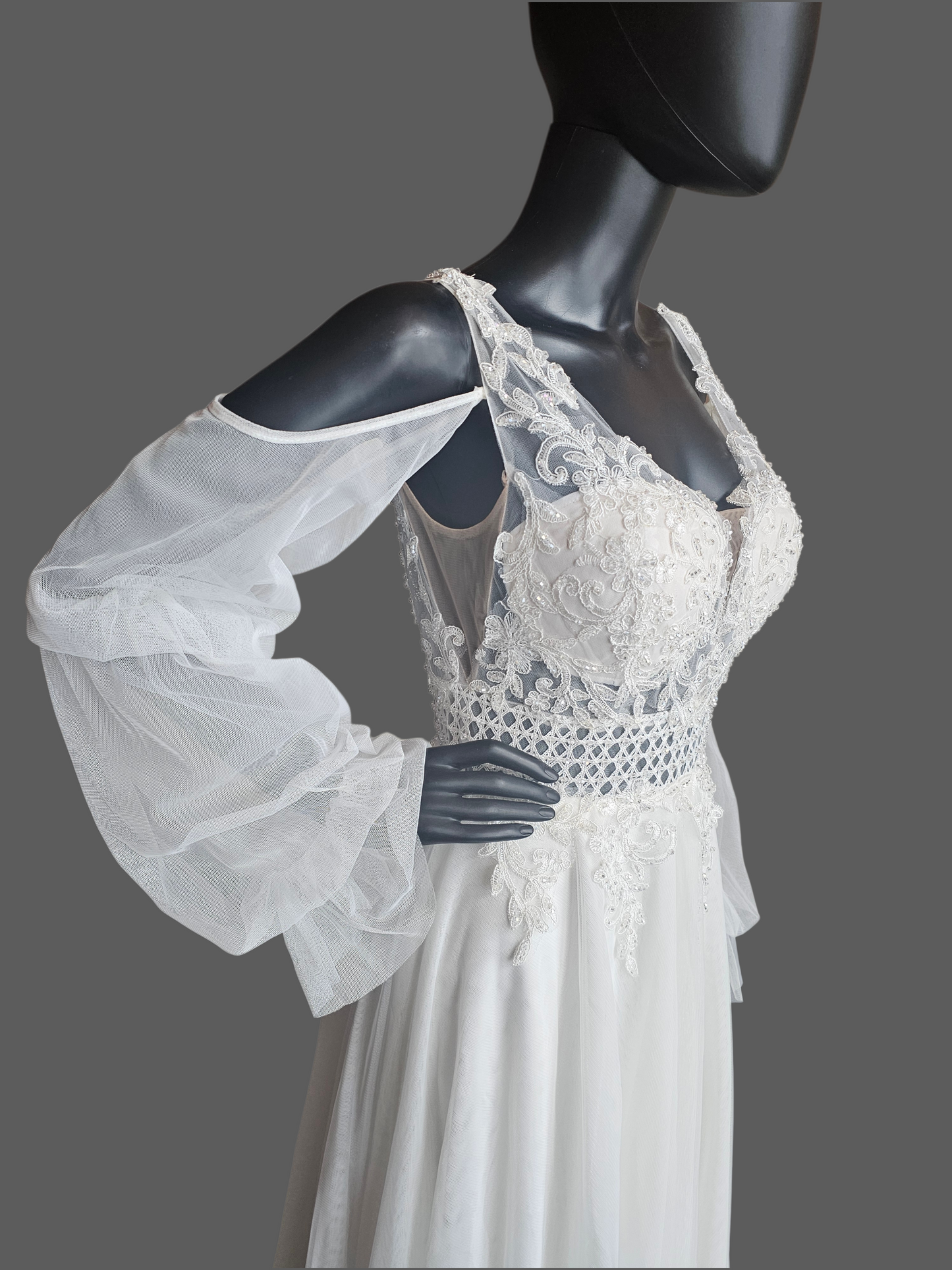 Ivory Boho V-Neck Cold Shoulder Lantern Sleeve Wedding Gown - Niobe - NWT