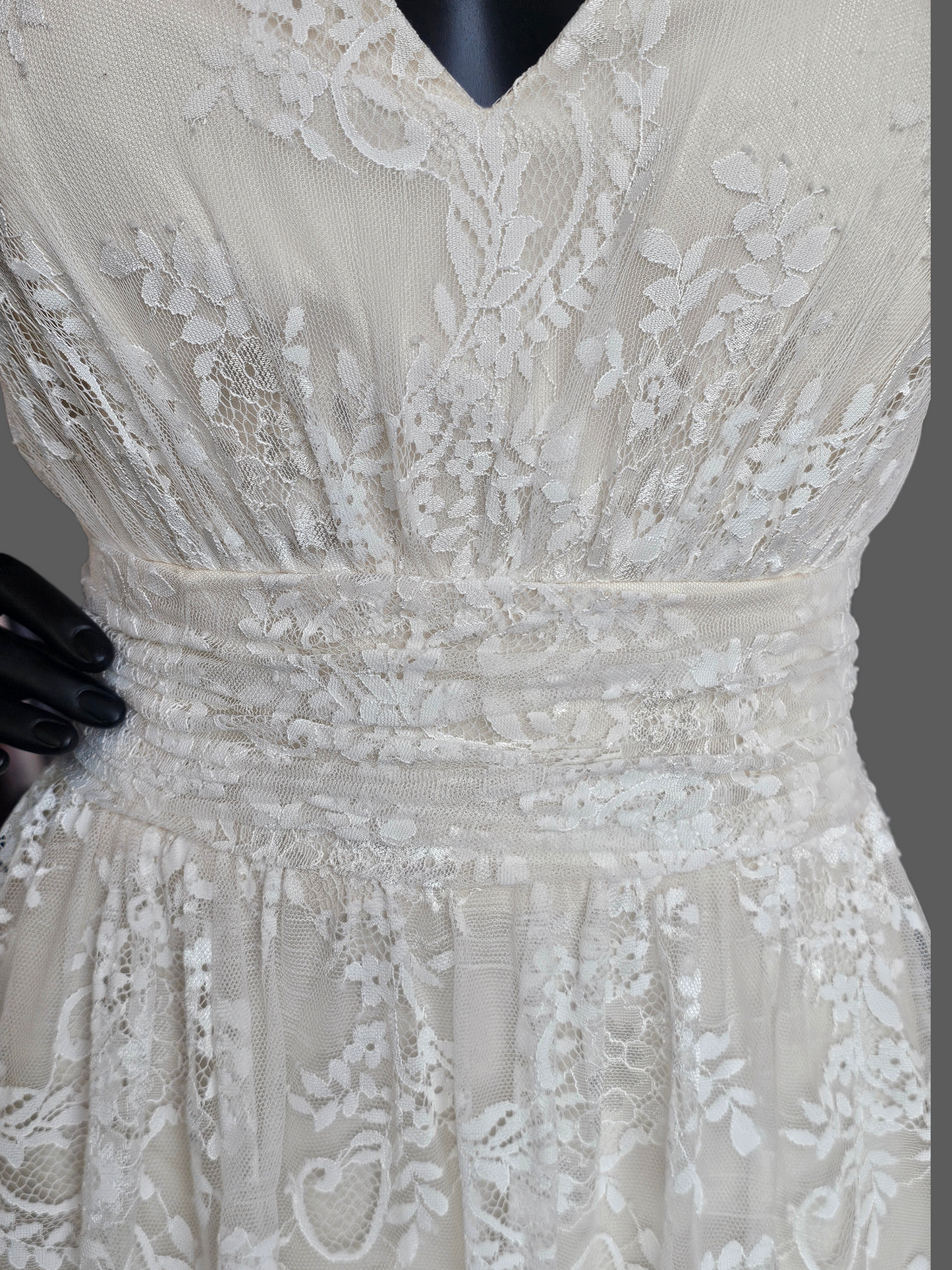 Ivory/Champagne Lace V-Neck Wedding Gown - Da Vinci