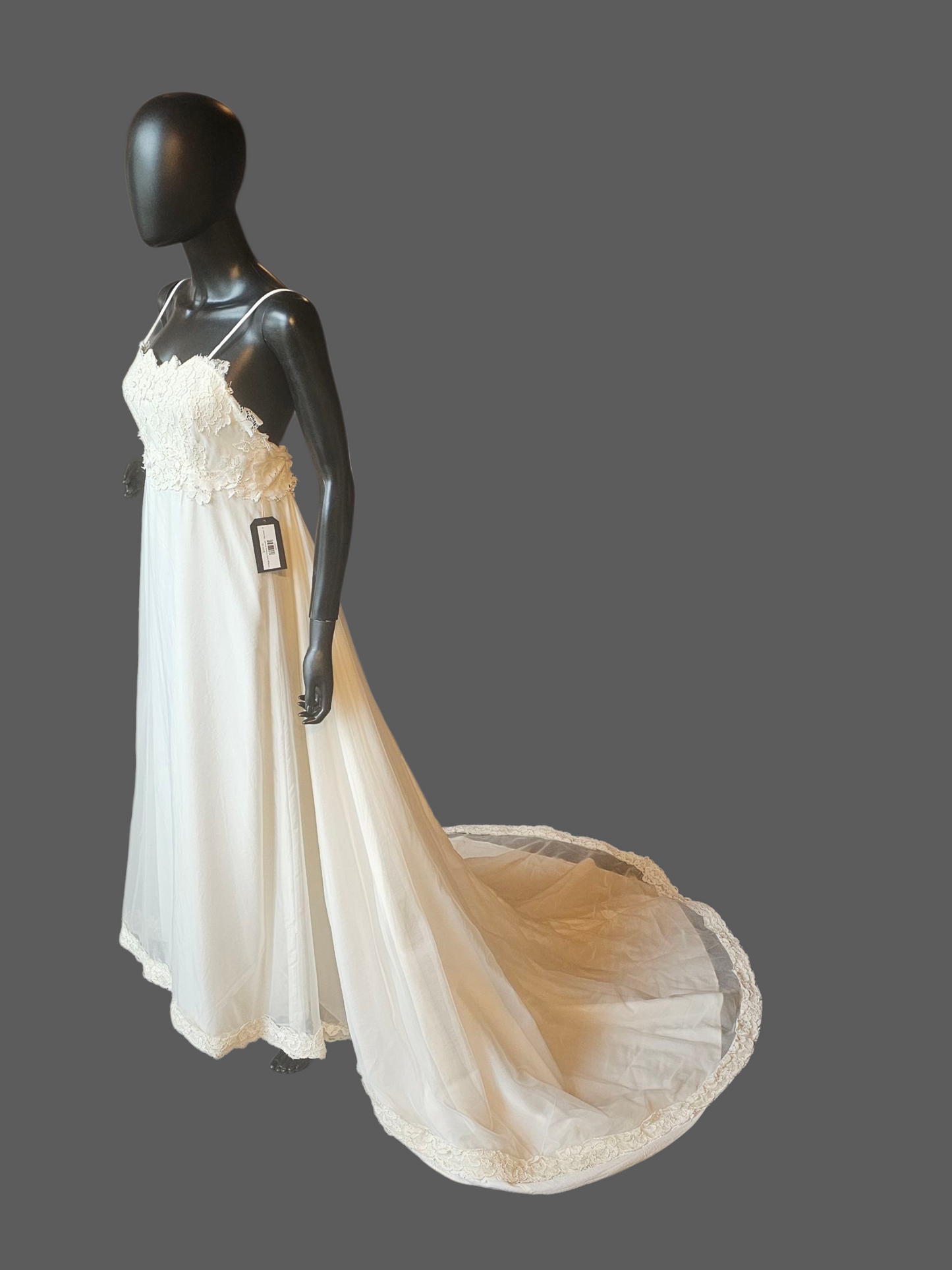 Vintage Ivory Empire A-Line Wedding Gown - Renewal
