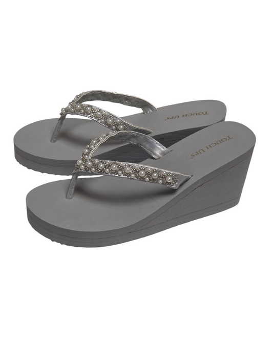 Silver/Pearl Wedge Thong Sandal Shoe - Touch Ups