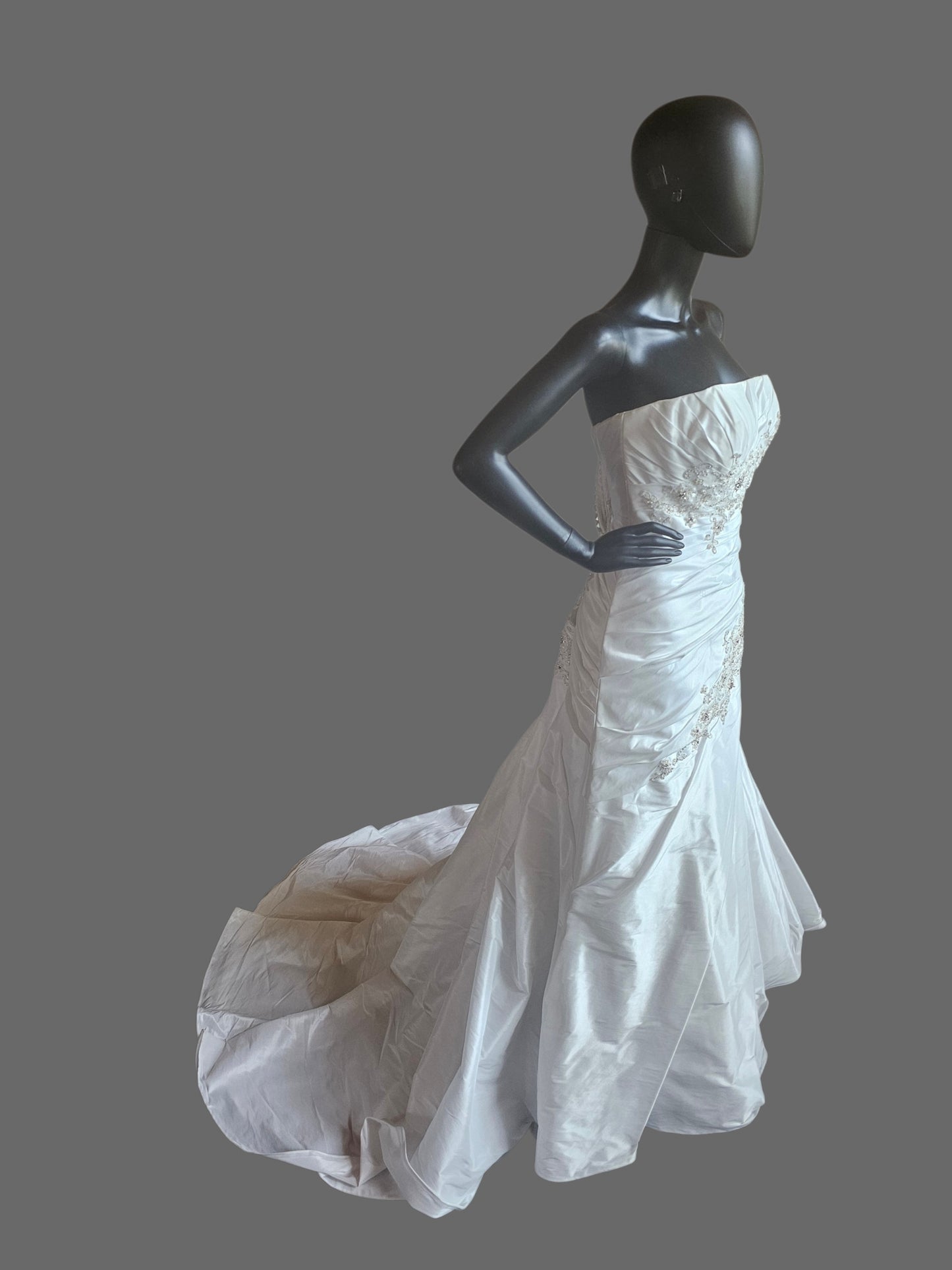 White Taffeta Side Sweep Detailed Applique Strapless Wedding Gown - Casablanca