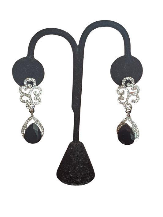 Black/White Crystal Teardrop Earring