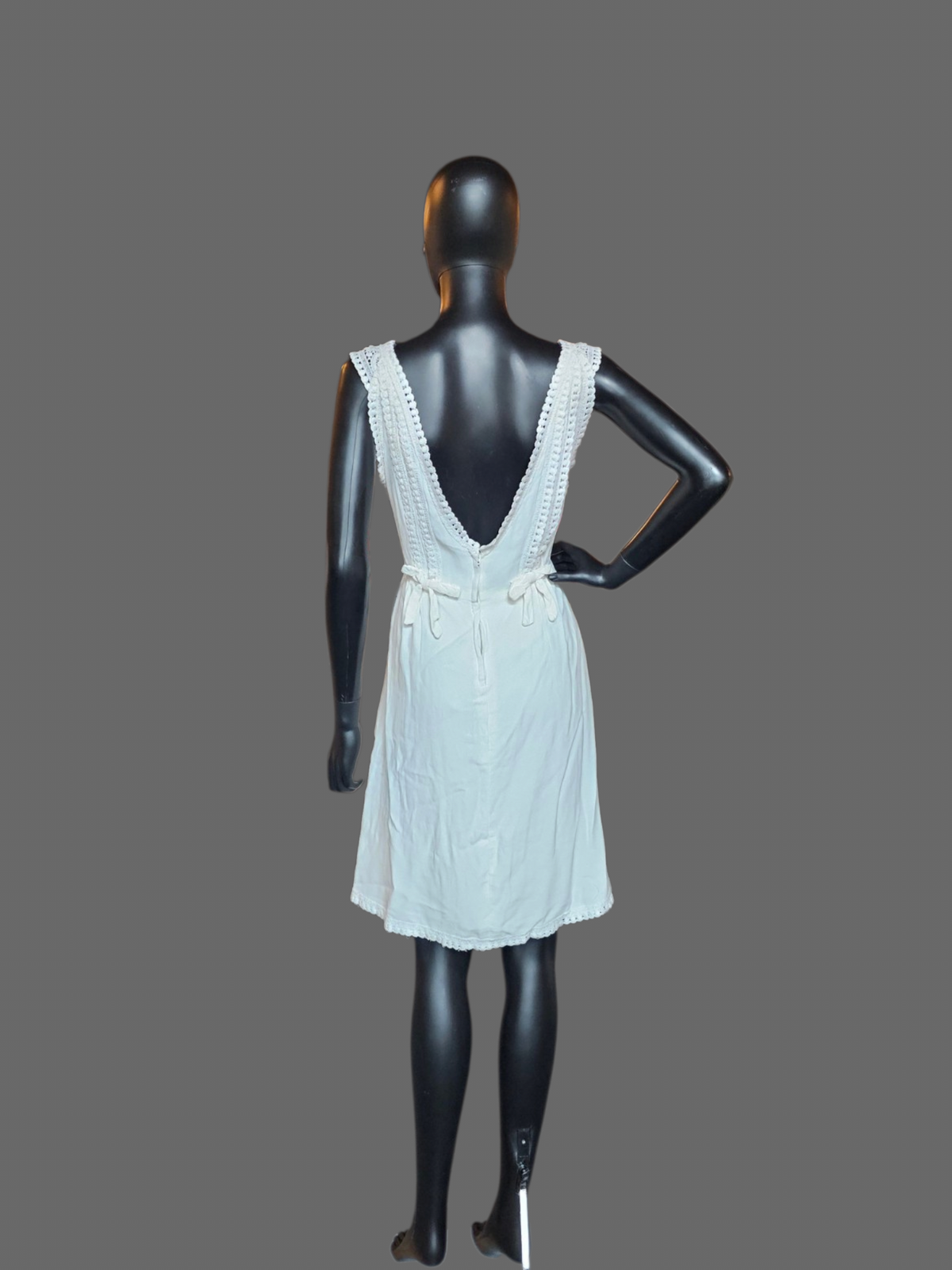 Vintage 60's Boho Pinwheel Crochet Wedding Gown - Renewal